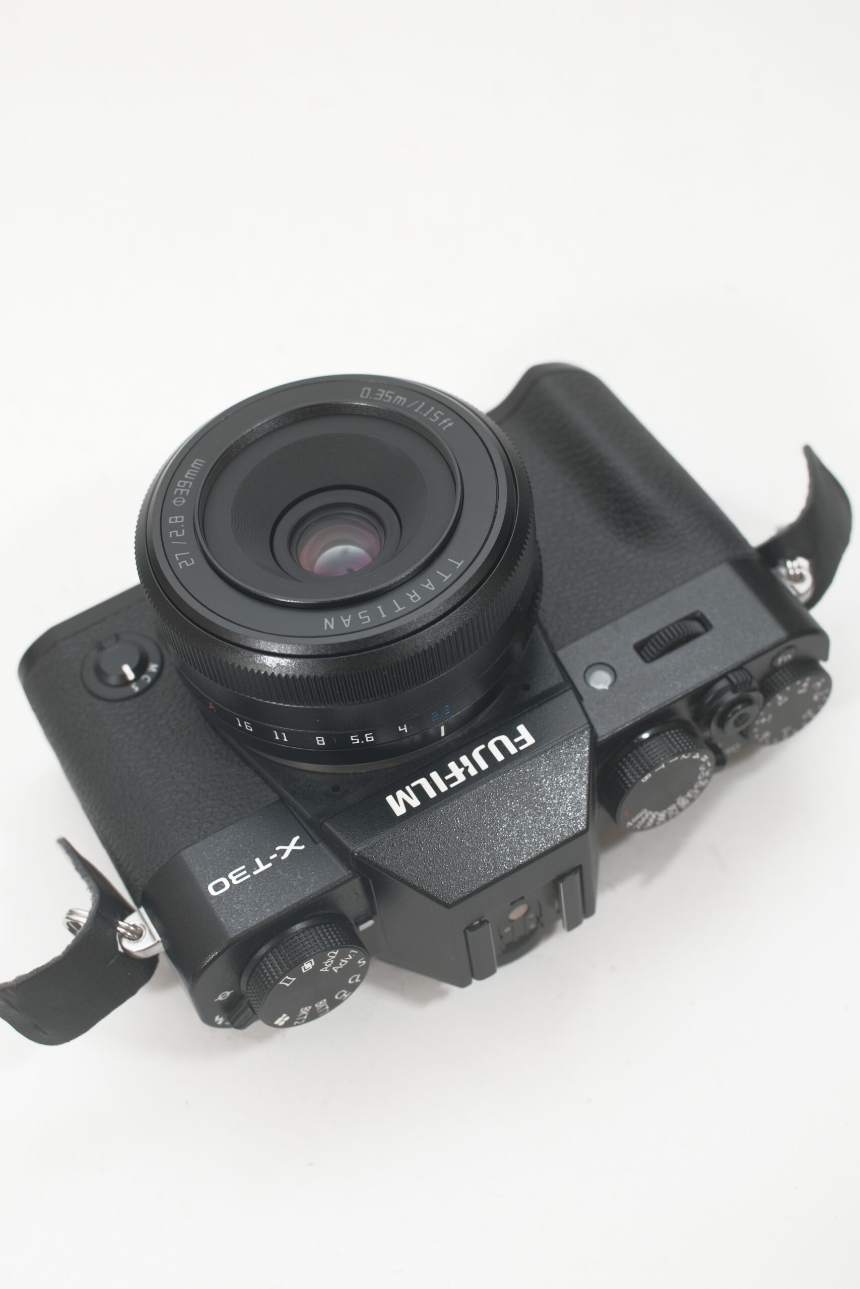 Fujifilm X-T30 Mark i + Lente TTArtisan 27mm