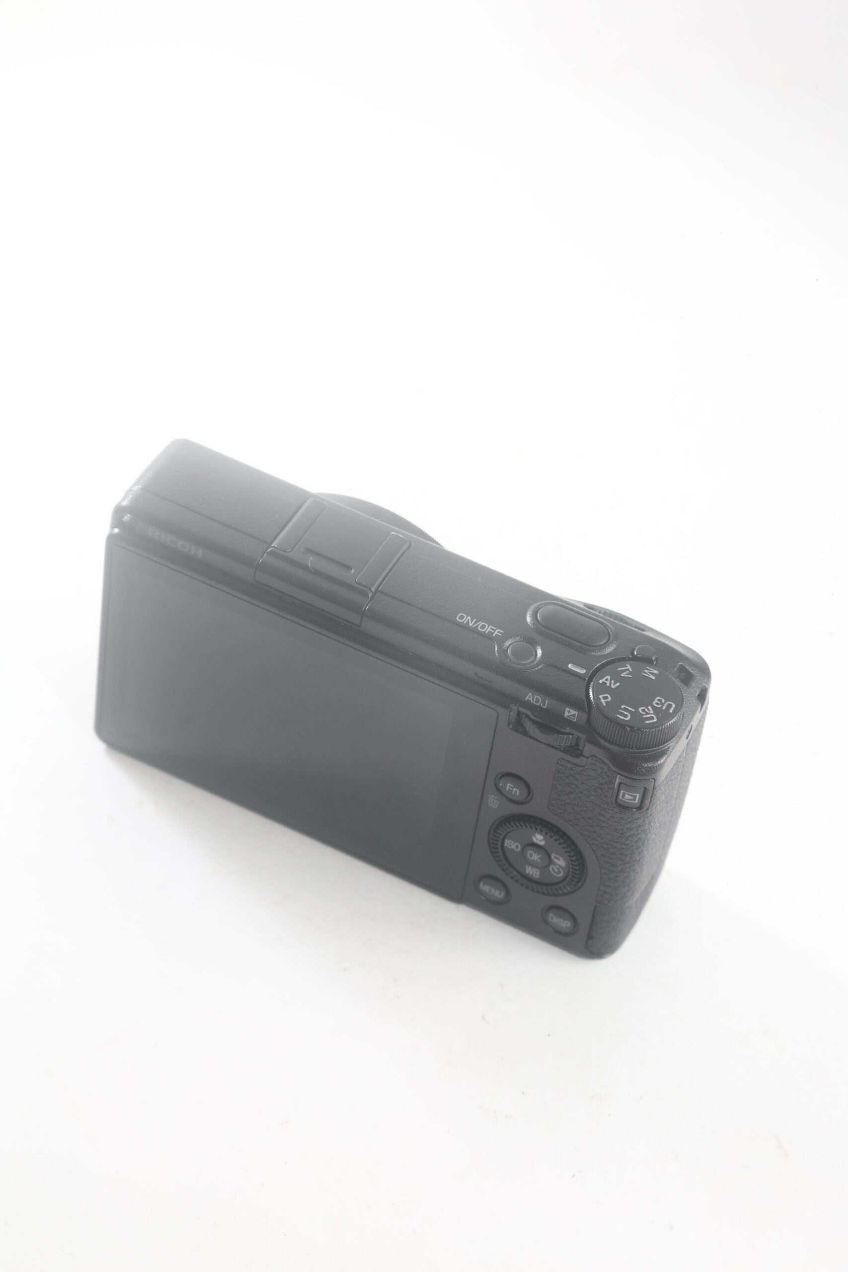 Ricoh GRiii – Analog Camera Club