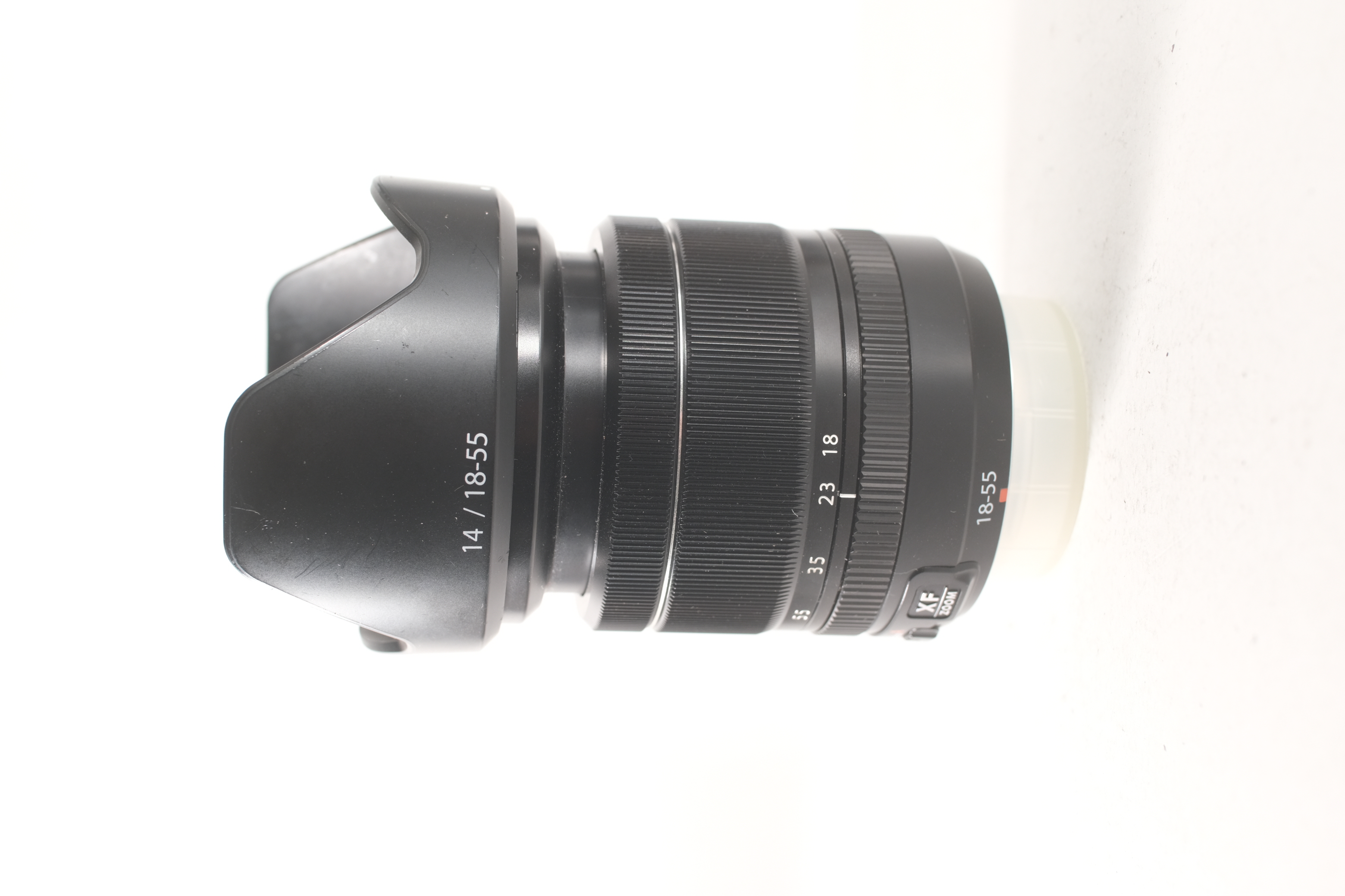 Lente Fujifilm XF 18-55mm f/2.8~4
