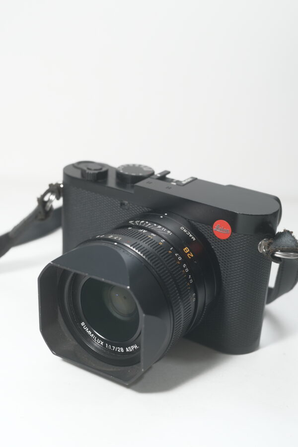 Leica Q2