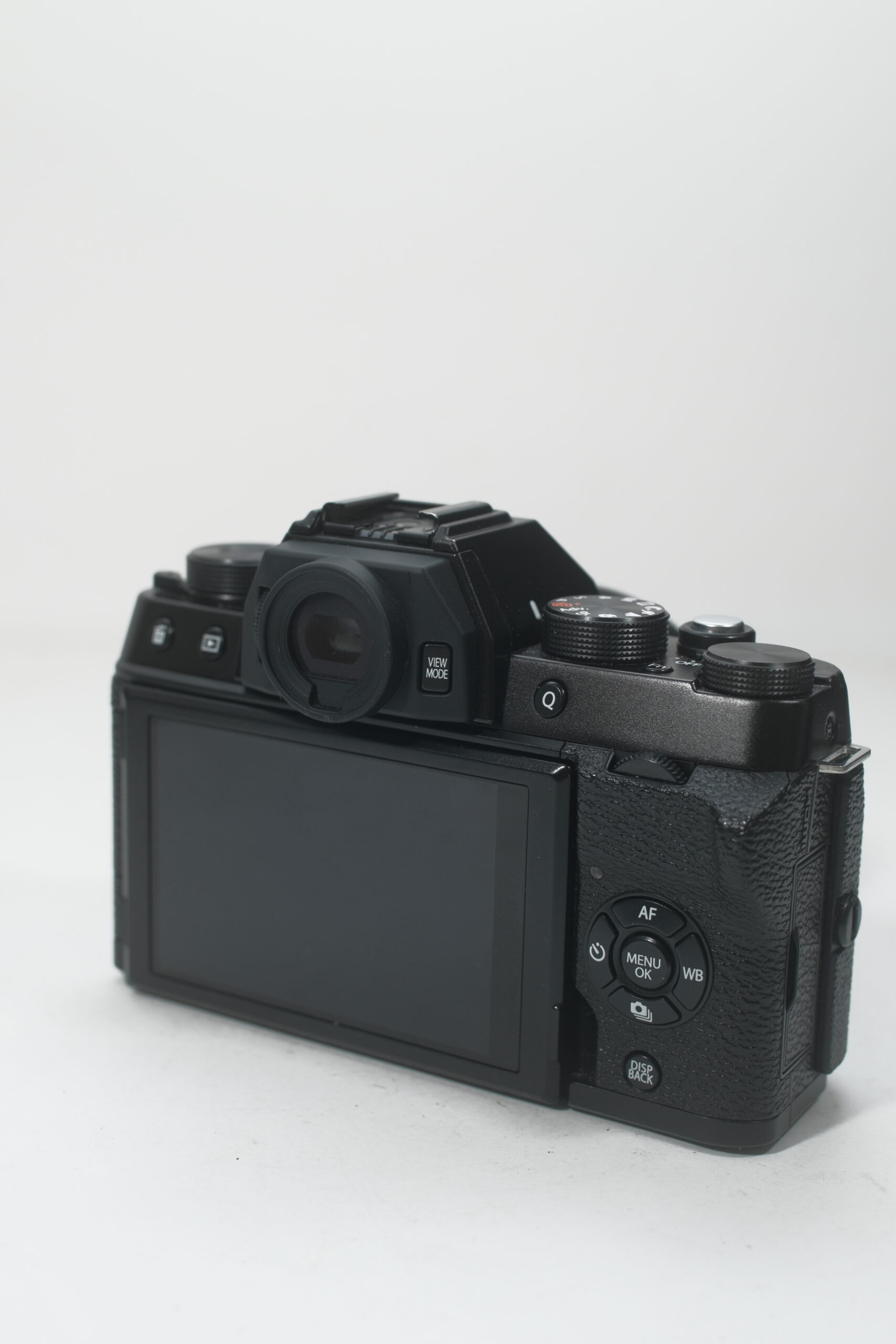 y*y様 FUJIFILM X-T100黒 Viltrox ＋ 7Artisan Fujifilm X-T100 + Lente 15-45mm – Analog Camera Club