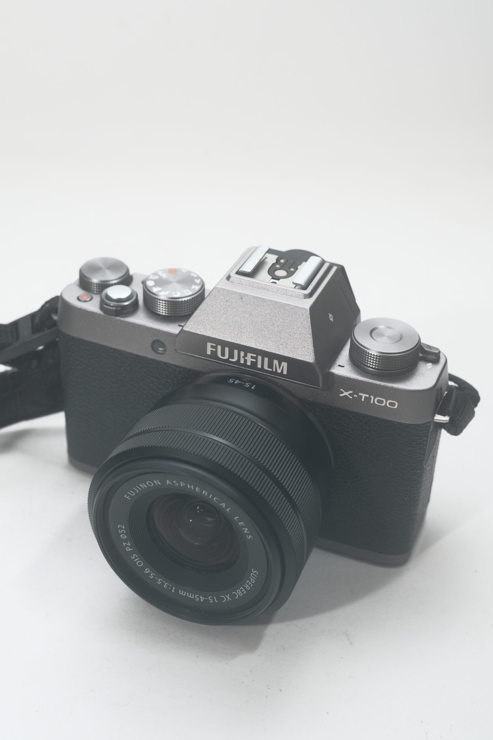Fujifilm X-T100 + Lente 15-45mm – Analog Camera Club