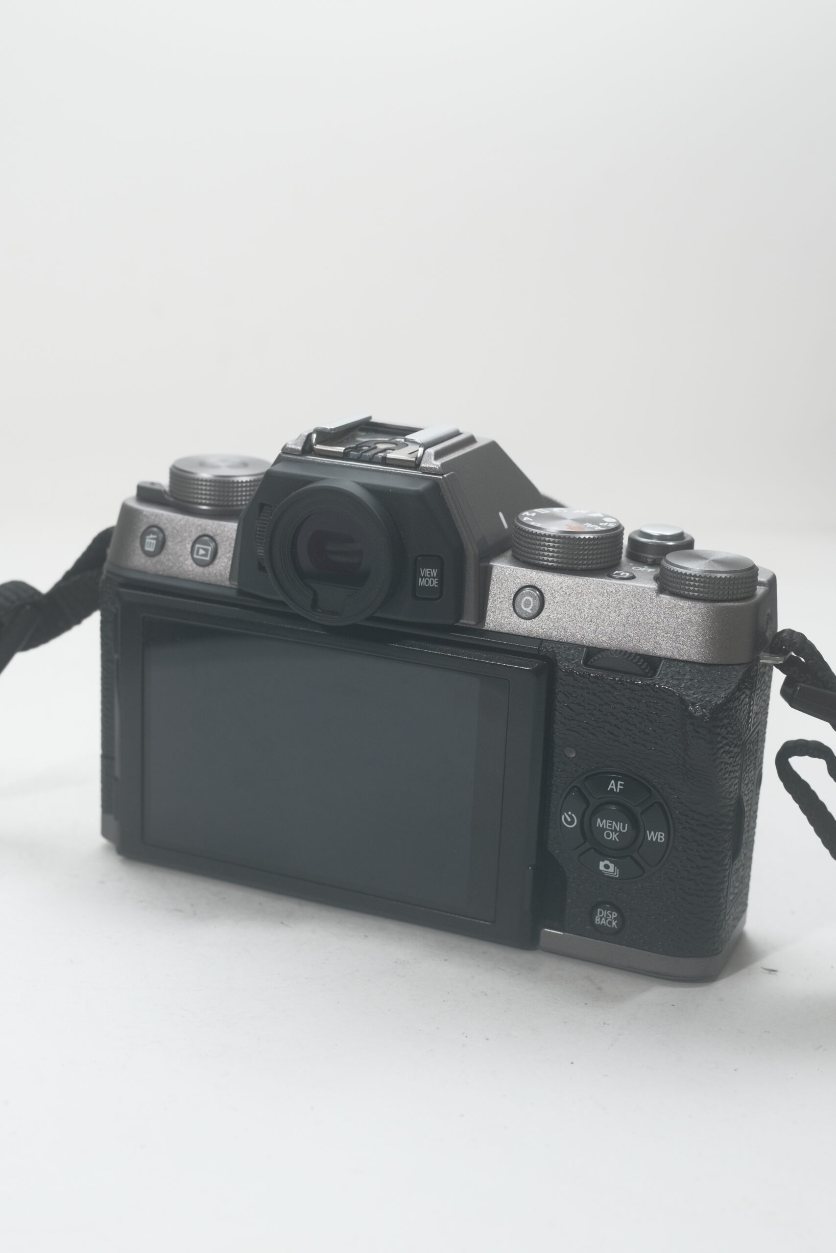 Fujifilm X-T100 + Lente 15-45mm – Analog Camera Club