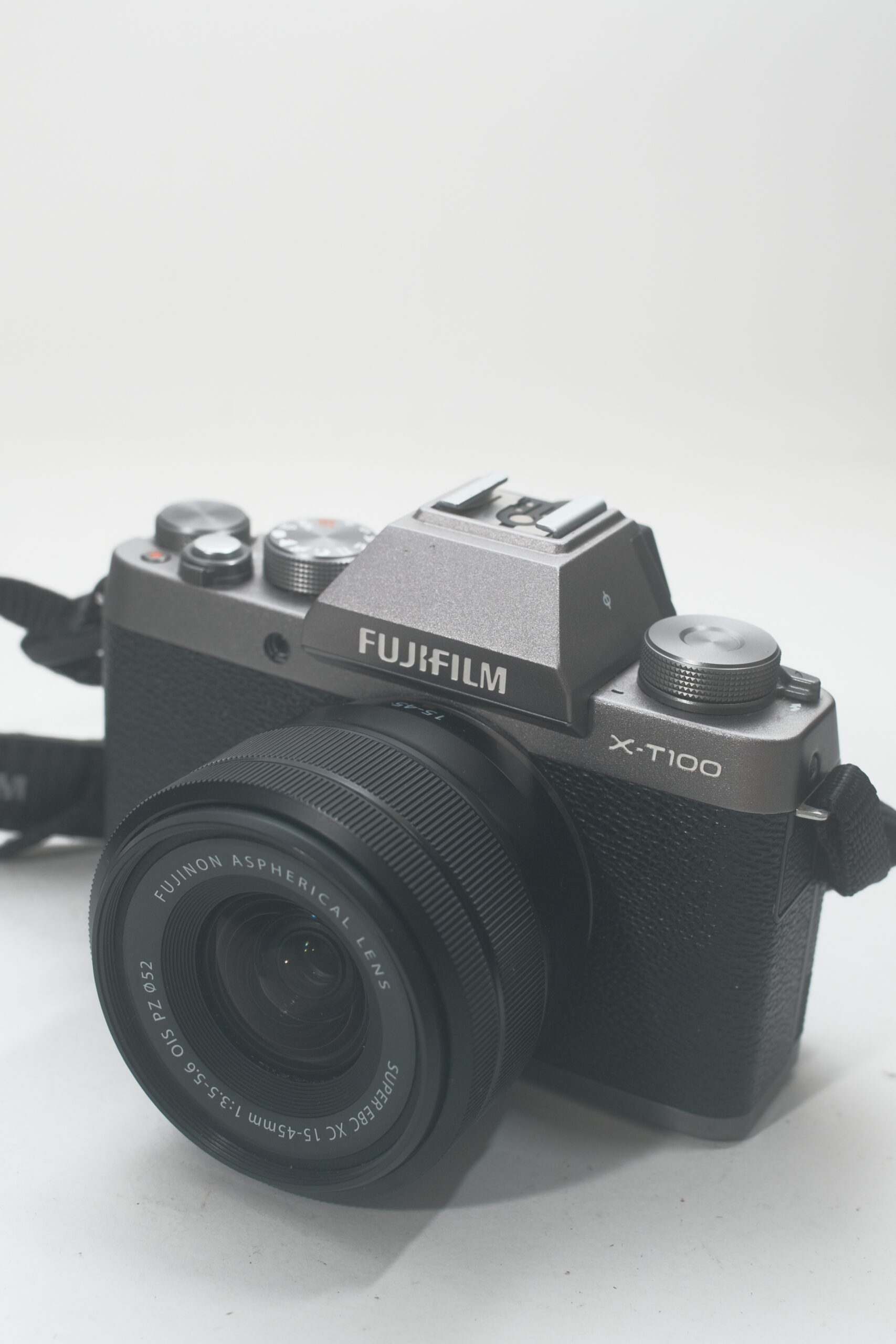 Fujifilm X-T100 + Lente 15-45mm – Analog Camera Club