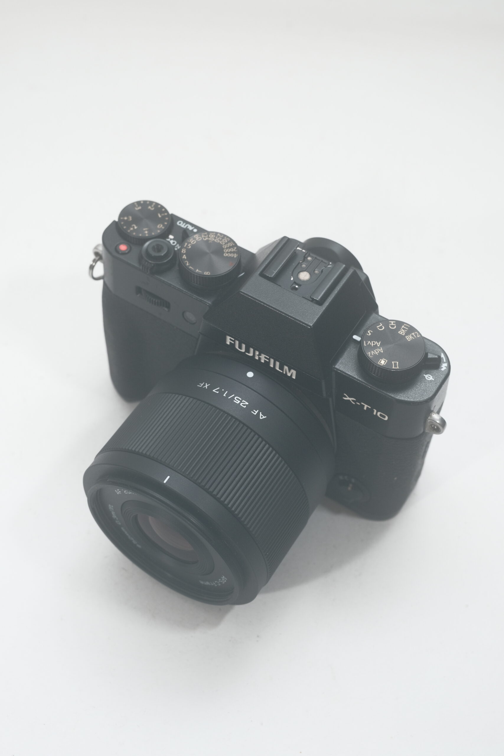 Fujifilm X-T10 + Lente Viltrox 25mm f/1.7 – Analog Camera Club