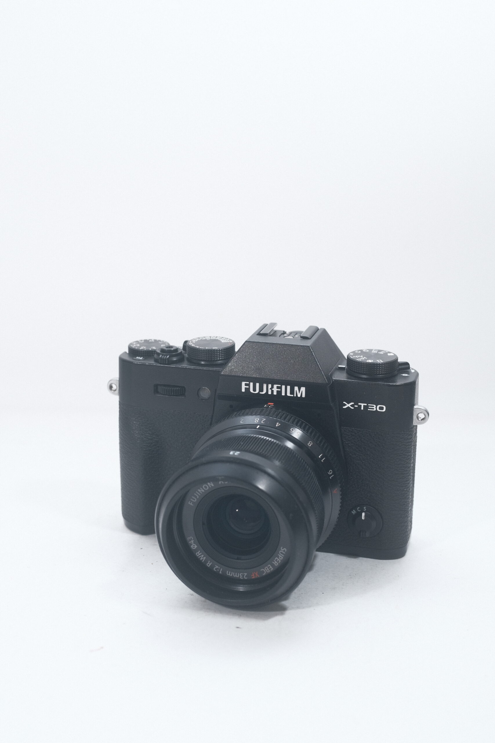 Fujifilm X-T30 Mark i + Lente Fuji XF 23mm – Analog Camera Club