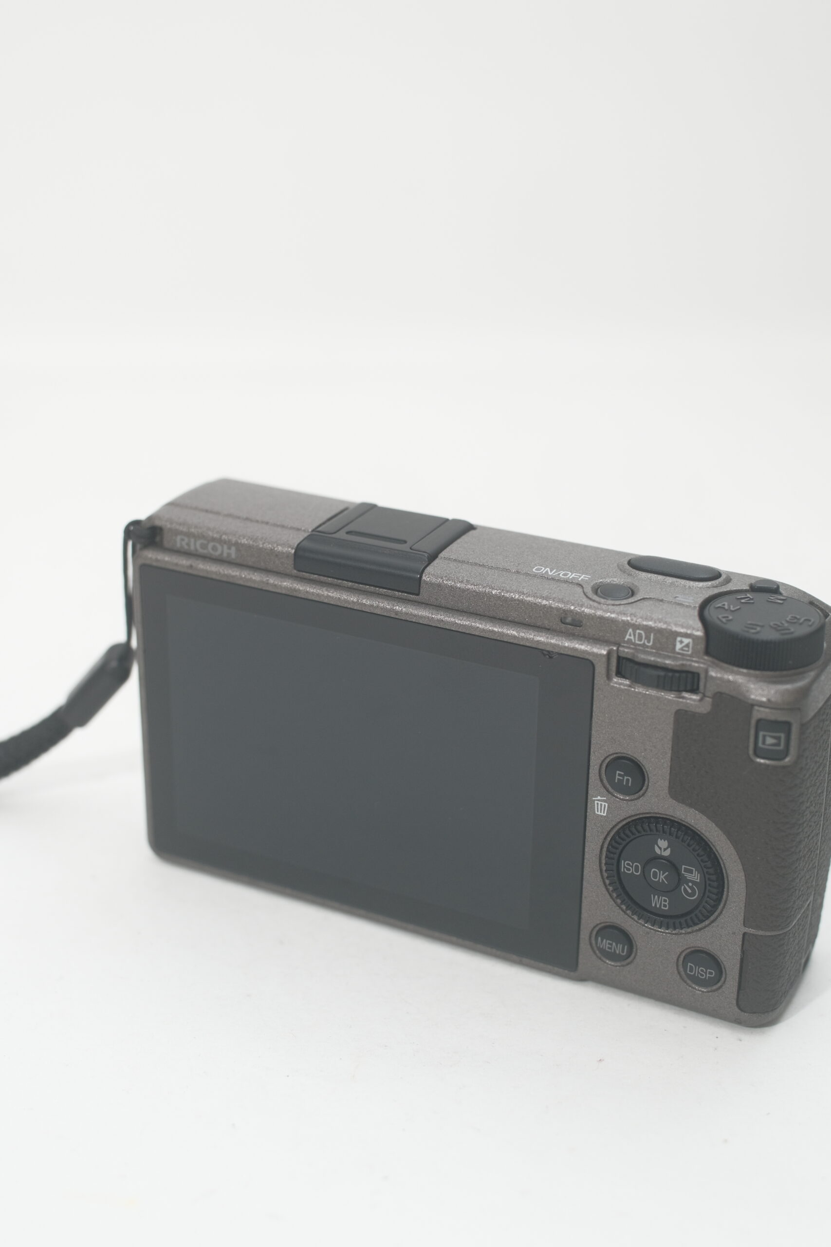 Ricoh GRiii – Analog Camera Club