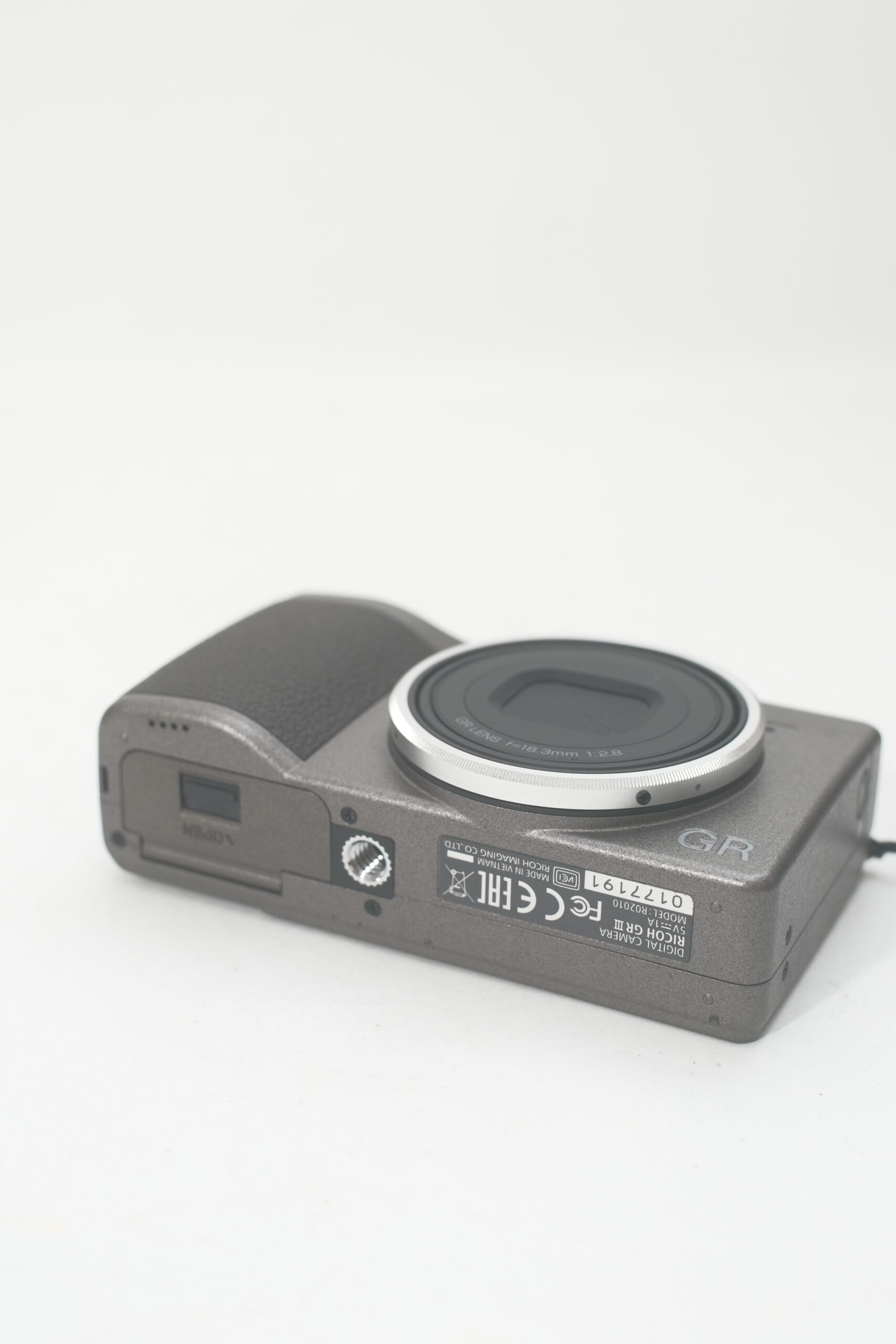 Ricoh GRiii – Analog Camera Club