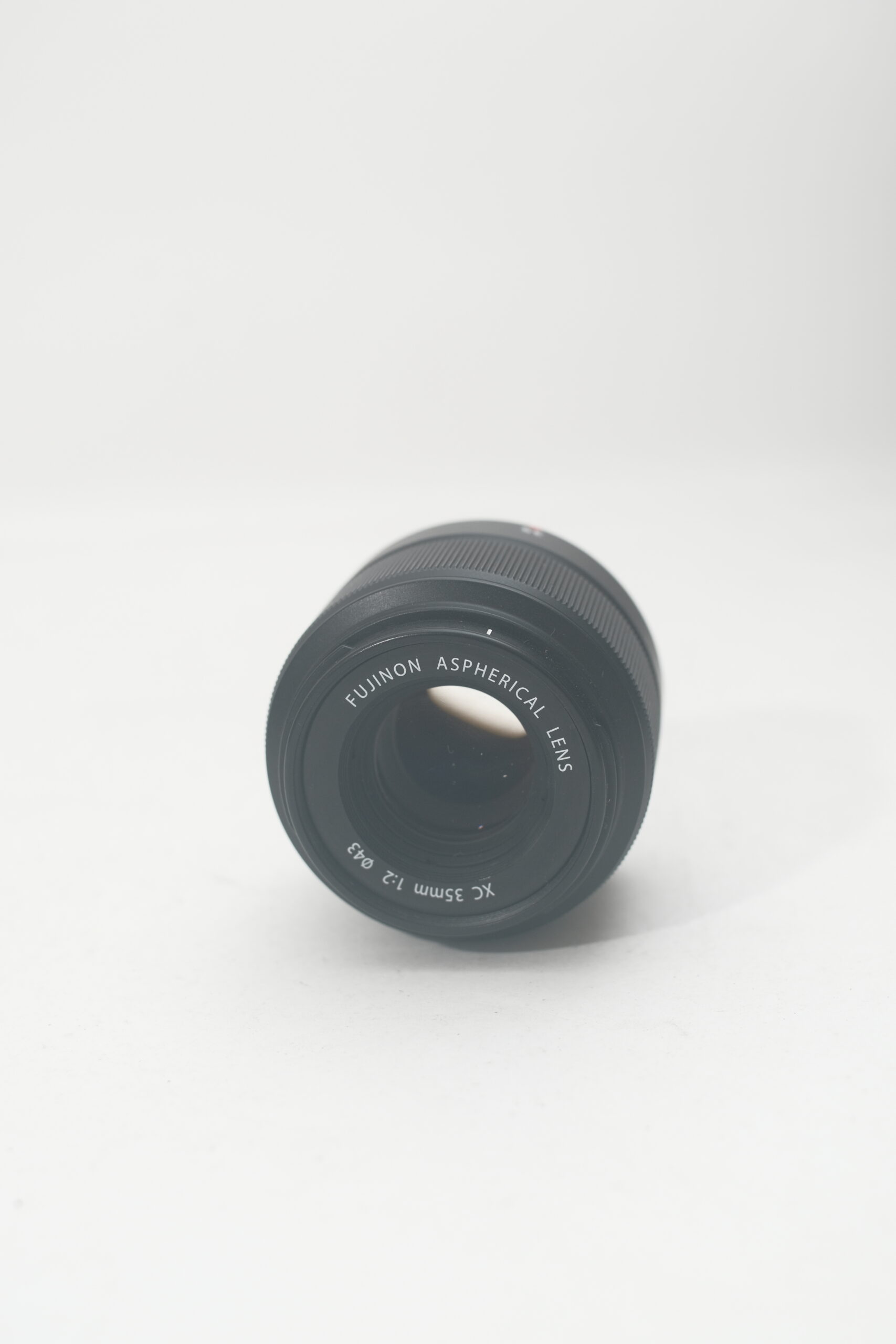 Lente Fujifilm XC 35mm f/2.0 - Imagem 2