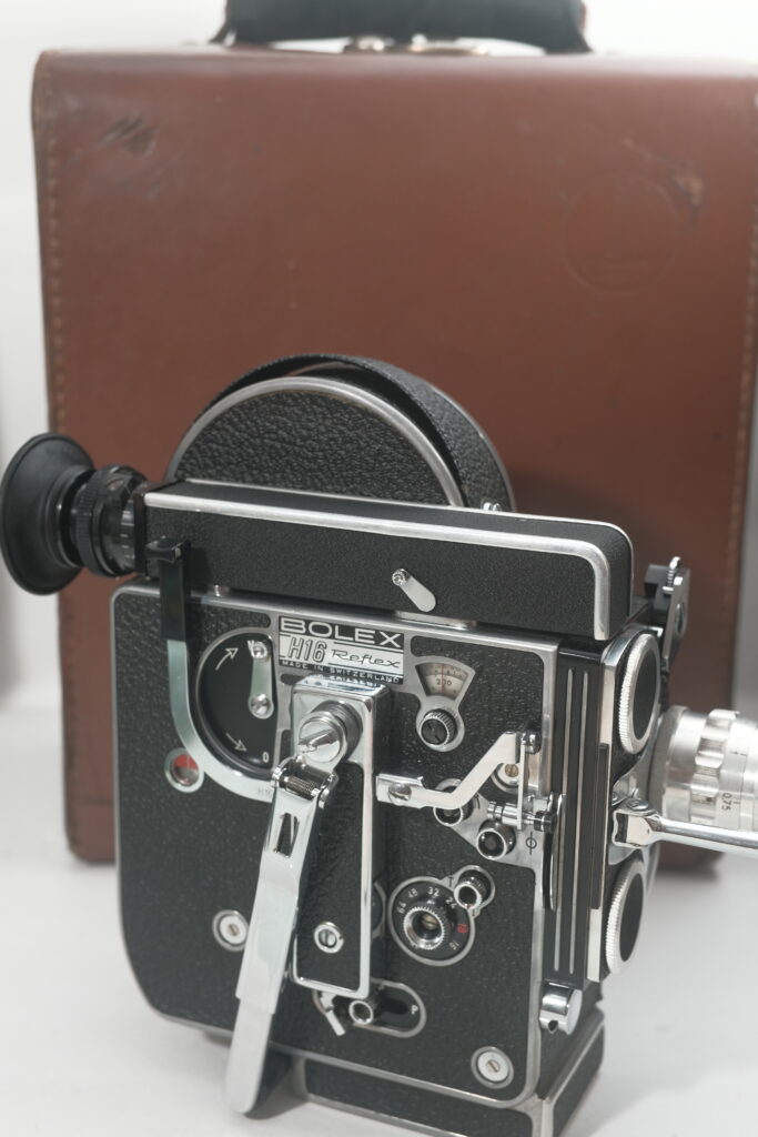 Filmadora 16mm Bolex H16 Reflex