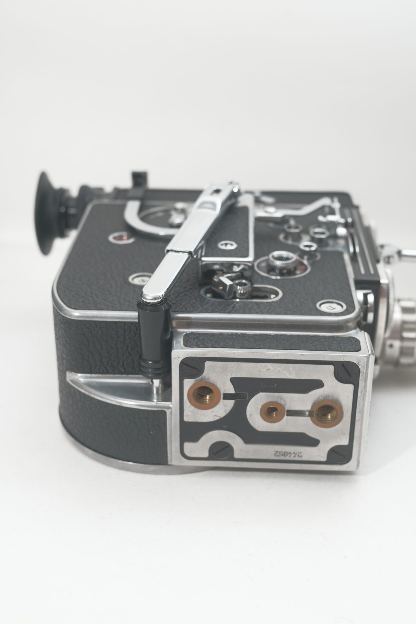 Filmadora 16mm Bolex H16 Reflex - Imagem 12
