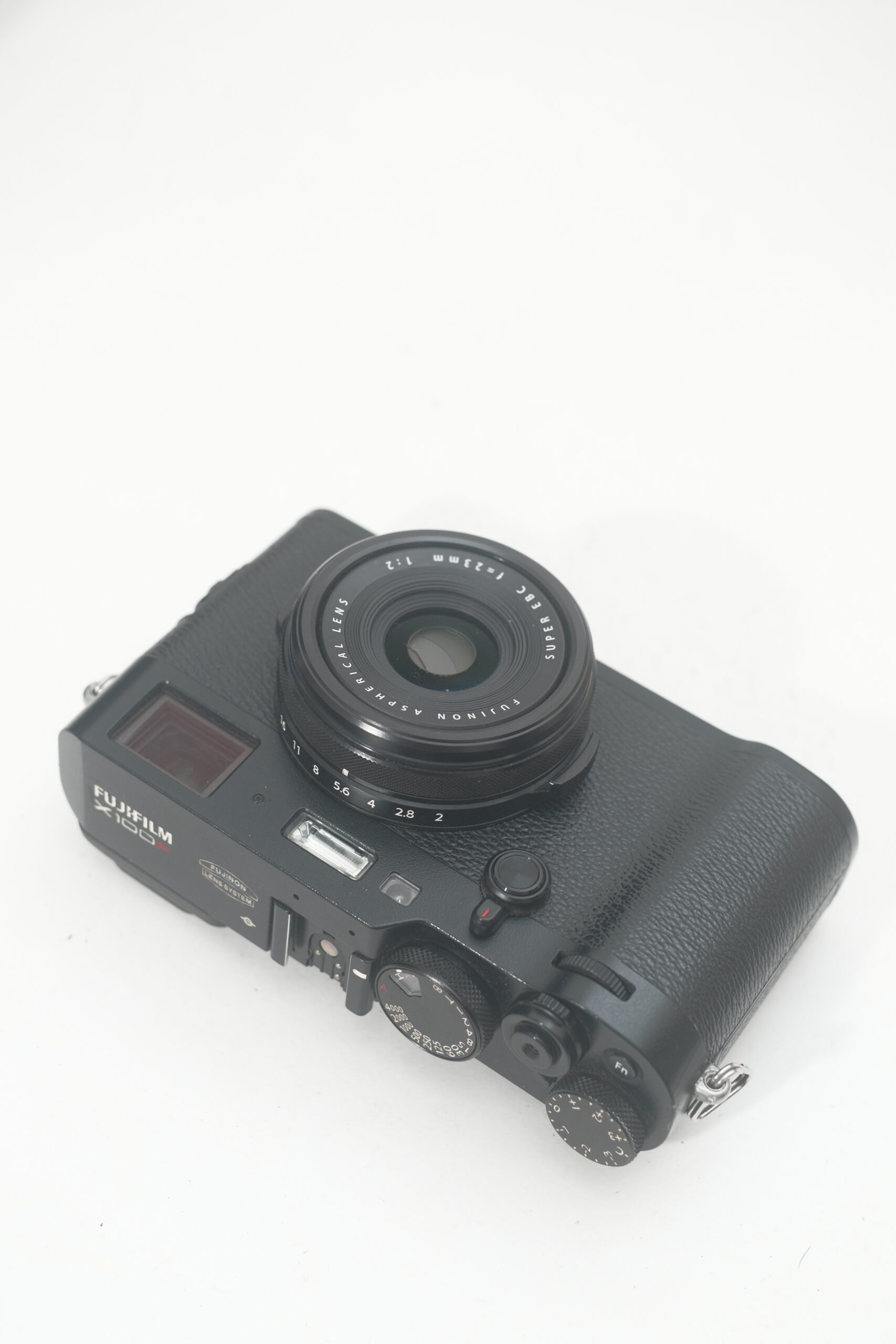 Fujifilm X100Vi Nova (Preta) – Analog Camera Club